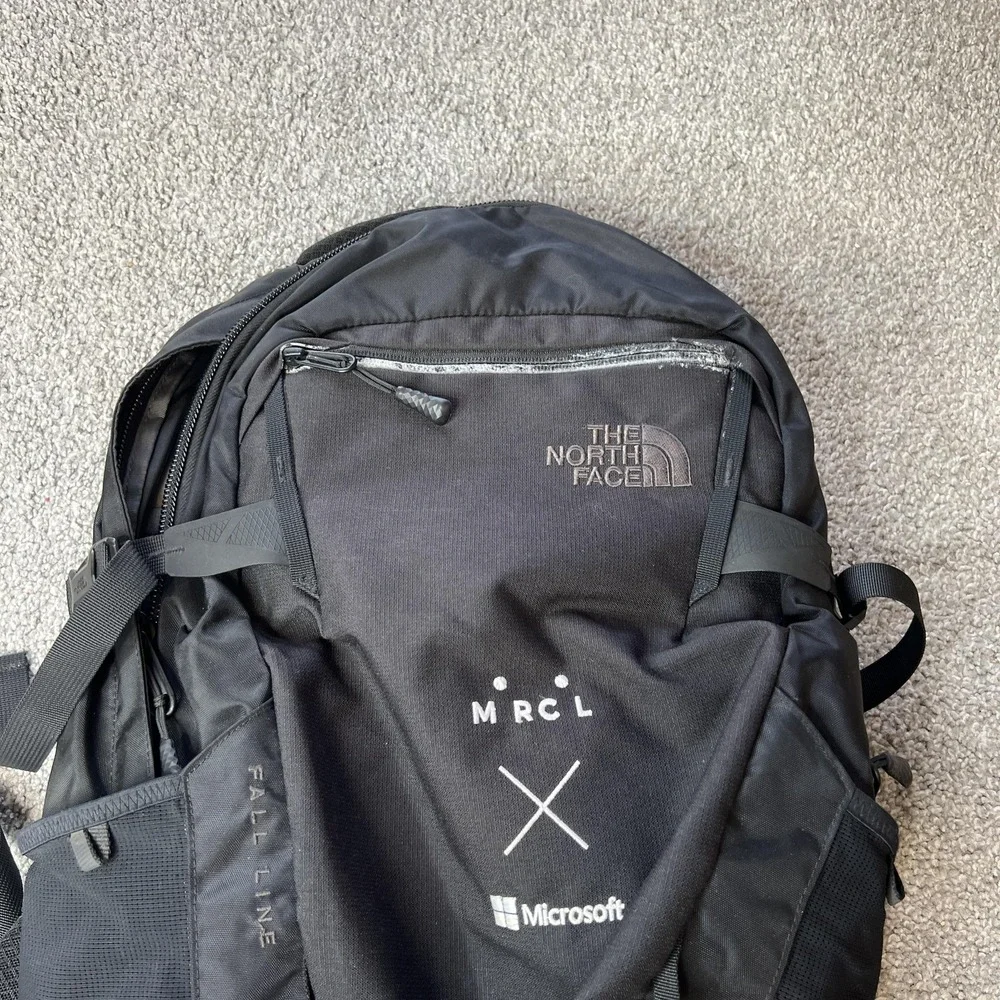 The‎ North Face Fall Line Black 20